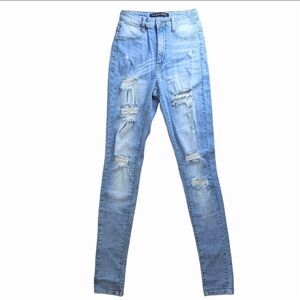 FASHION Nova Tempe Distressed High Rise Jeans Light Wash 3 G2
